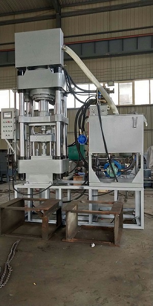 Y岳陽(yáng)市全自動(dòng)陶瓷粉末成型液壓機(jī)的功能及特點(diǎn)