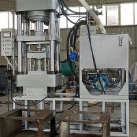 Y岳陽市全自動陶瓷粉末成型液壓機的
