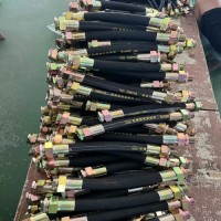 監(jiān)控防爆軟管軟管兩端為金屬螺紋活